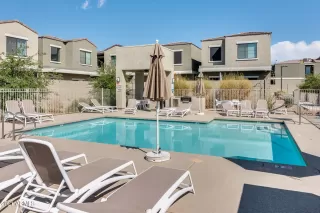 Photo #1: 6303720 Listing 