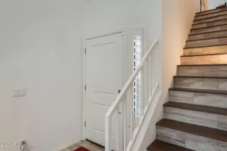 Photo #5: 6303720 Listing 