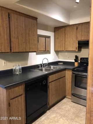 Photo #3: 6303743 Listing