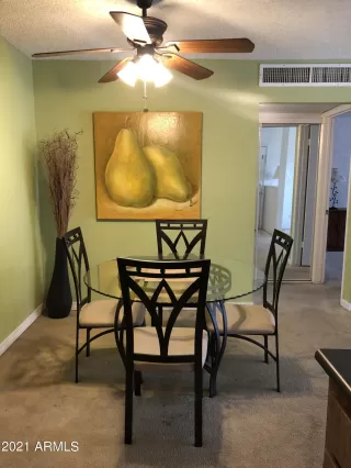 Photo #5: 6303743 Listing