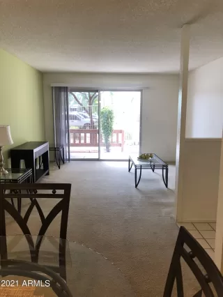 Photo #6: 6303743 Listing