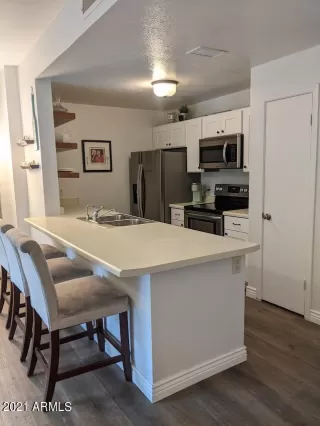 Photo #6: 6303845 Listing
