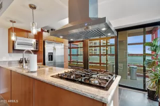 Photo #5: 6303964 Listing