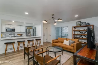 Photo #3: 6304149 Listing