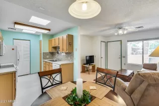 Photo #2: 6304171 Listing