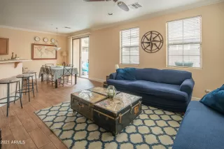 Photo #2: 6304196 Listing