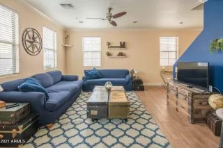 Photo #3: 6304196 Listing