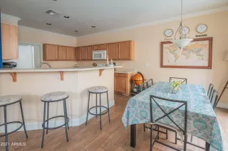 Photo #4: 6304196 Listing