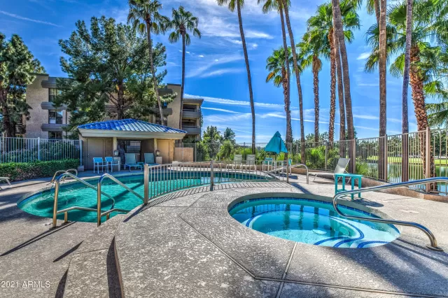MLS: 6304323 Condo For Sale