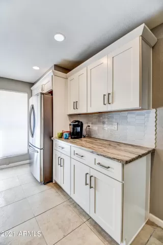 Photo #4: 6304323 Listing