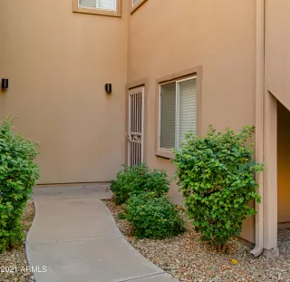 Photo #2: 6304361 Listing 