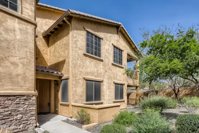 MLS: 6304421 Condo For Sale