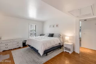 Photo #5: 6304434 Listing