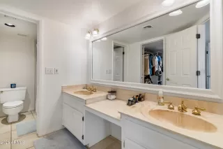 Photo #6: 6304434 Listing