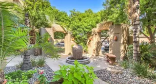 Photo #1: 6304495 Listing