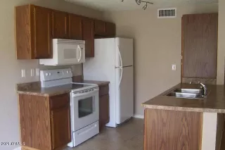 Photo #3: 6304719 Listing