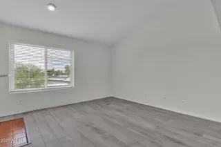 Photo #5: 6304789 Listing 