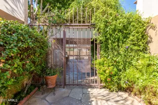 Photo #5: 6304808 Listing