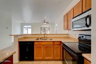 Photo #5: 6304952 Listing