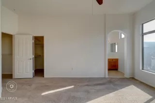 Photo #6: 6304952 Listing