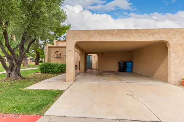 MLS: 6304956 Condo For Sale