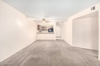 Photo #6: 6304995 Listing