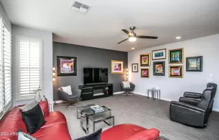 Photo #3: 6305162 Listing