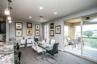 Photo #6: 6305162 Listing