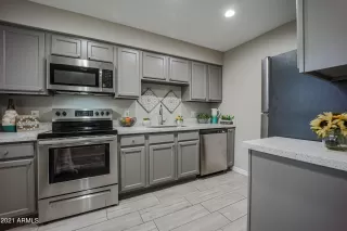 Photo #4: 6305172 Listing 