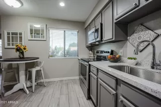 Photo #6: 6305172 Listing 