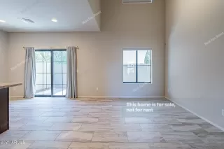 Photo #2: 6305191 Listing 