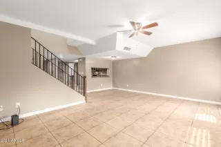 Photo #5: 6305199 Listing