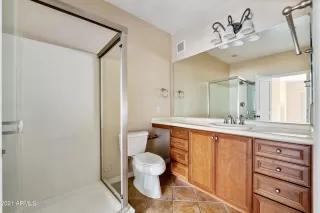 Photo #6: 6305234 Listing