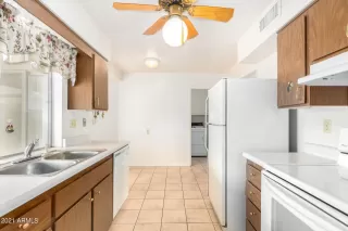 Photo #4: 6305269 Listing