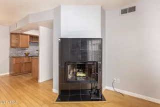 Photo #4: 6305277 Listing