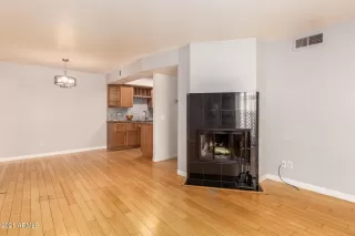 Photo #5: 6305277 Listing