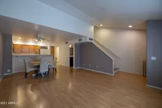 Photo #2: 6305445 Listing 