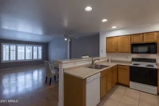 Photo #6: 6305445 Listing 