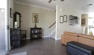 Photo #5: 6305541 Listing 