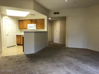 Photo #2: 6305589 Listing