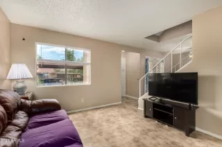Photo #3: 6305738 Listing
