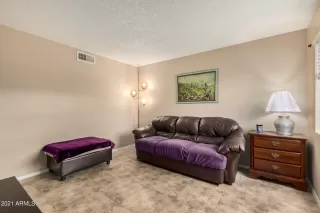 Photo #4: 6305738 Listing