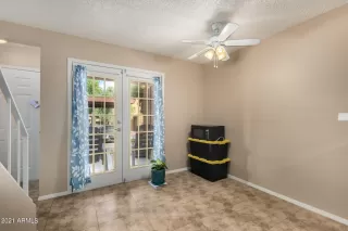 Photo #5: 6305738 Listing