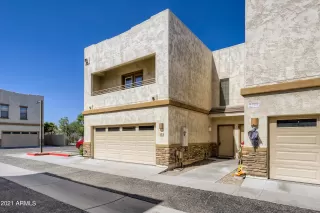 Photo #1: 6305916 Listing 