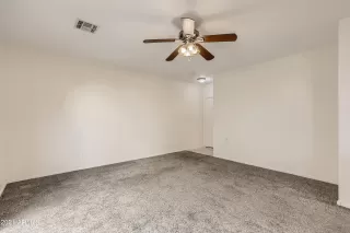 Photo #6: 6305916 Listing 