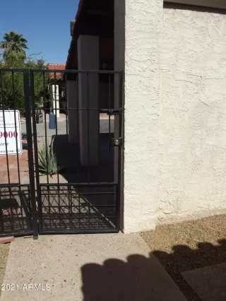 Photo #3: 6305917 Listing 