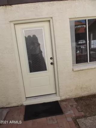 Photo #5: 6305917 Listing 