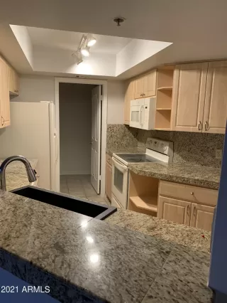 Photo #1: 6305936 Listing