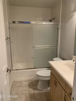 Photo #3: 6305936 Listing