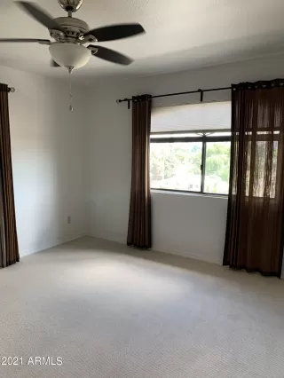 Photo #5: 6305936 Listing